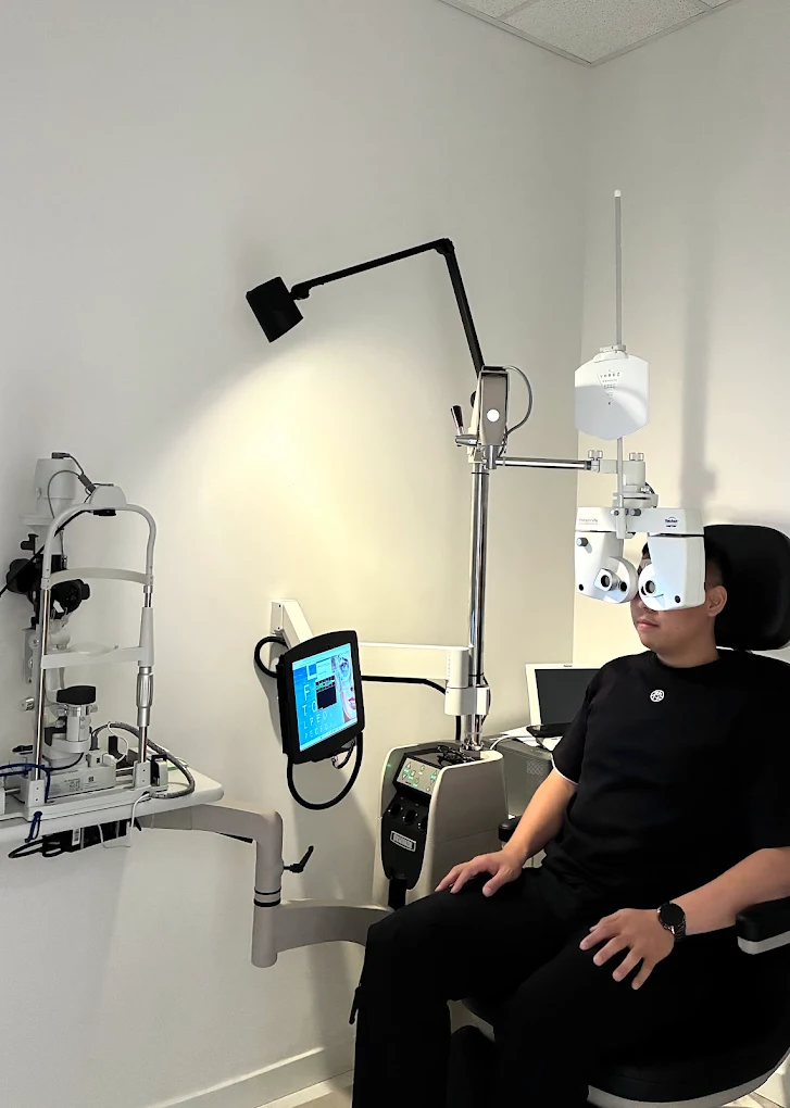 MUJOSH Richmond Centre eye exam service